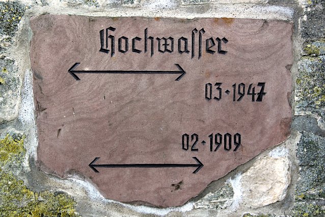 Bild: Hochwassermarken an der Unstrut