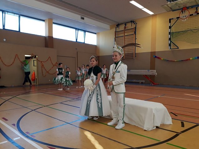 Bild: N&auml;rrischer Schulfasching im &Ouml;stertal