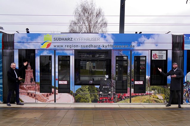 Bild: Der S&uuml;dharz in der Landeshauptstadt - der Tourismusverband wirbt jetzt auf Erfurts Stra&szlig;enbahnen f&uuml;r die Nordregion