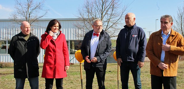 Bild: Spatenstich f&uuml;r neue Rettungswache