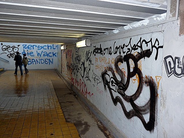 Bild: Geschmiere am Hauptbahnhof Sondershausen