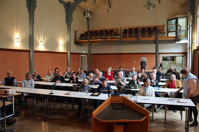 Bild: Dichter und Poeten im Kyffh&auml;userkreis.