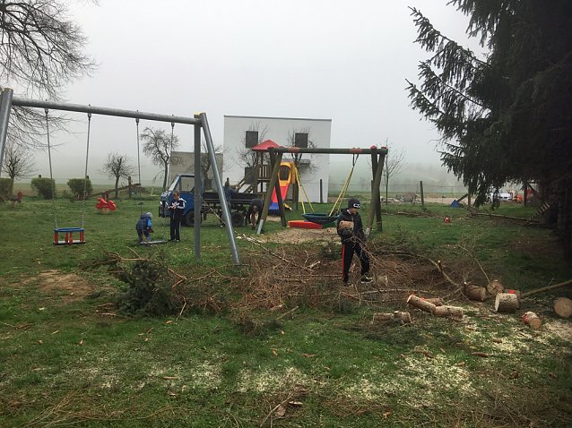 Bild: Niederb&ouml;sa- Ein Dorf macht sich sch&ouml;n