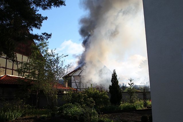 Bild: Scheunenbrand in Gro&szlig;furra
