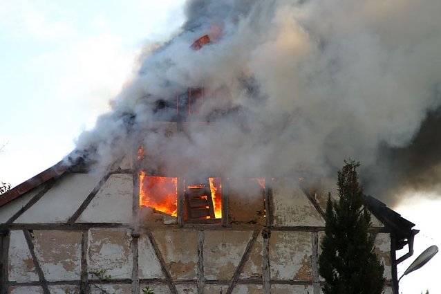 Bild: Scheunenbrand in Gro&szlig;furra