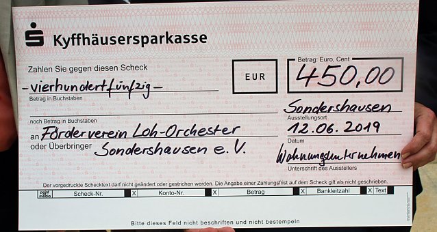 Bild: Spende f&uuml;r F&ouml;rderverein Loh-Orchester Sondershausen