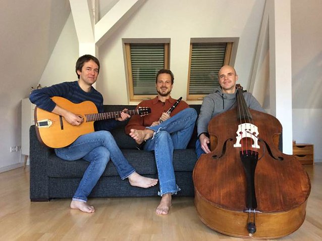 Bild: Noten mit Dip im Zeichen von Manouche und Swing
