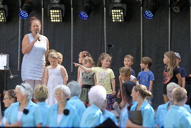 Bild: Fest in Berka
