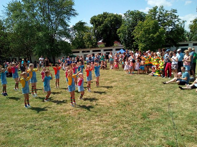 Bild: Andrang beim Fest der Vereine