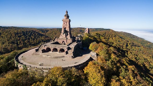 Bild: Ambientebeleuchtung f&uuml;r das Kyffh&auml;user Denkmal