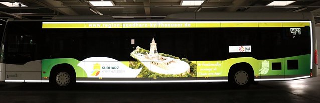 Bild: Werbung per Leuchtbus - drei Jahre lang wird der Tourismusverband S&uuml;dharz-Kyffh&auml;user in der Region Leipzig per Bus um mehr G&auml;ste werben
