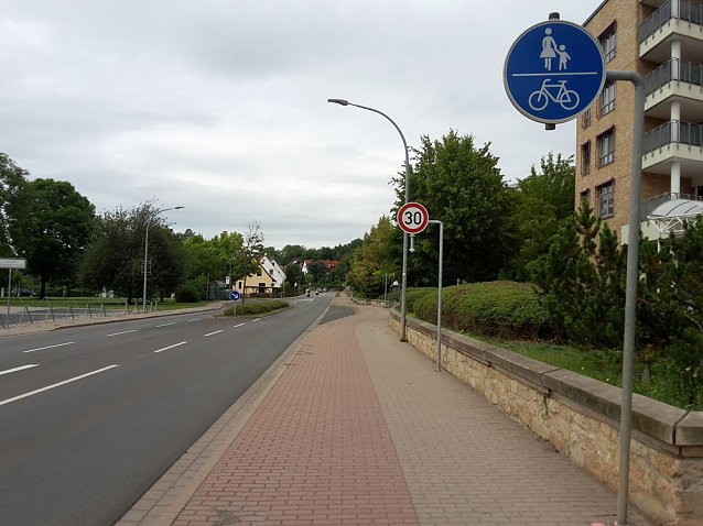 Bild: Augen auf im Stra&szlig;enverkehr