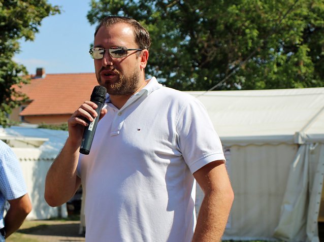 Bild: Feuerwehrfest mit Kindersachenbasar