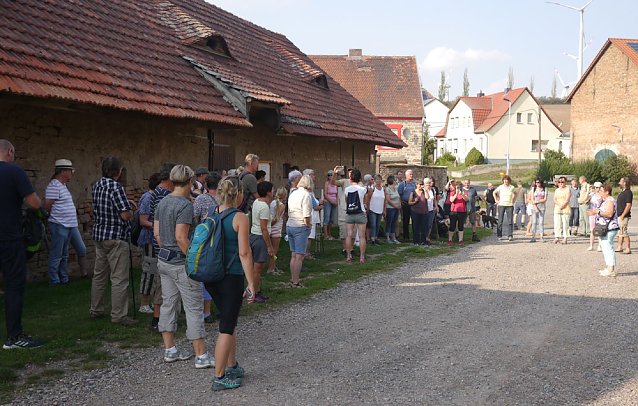 Bild: Wanderung informierte &uuml;ber die neuesten Entwicklungen