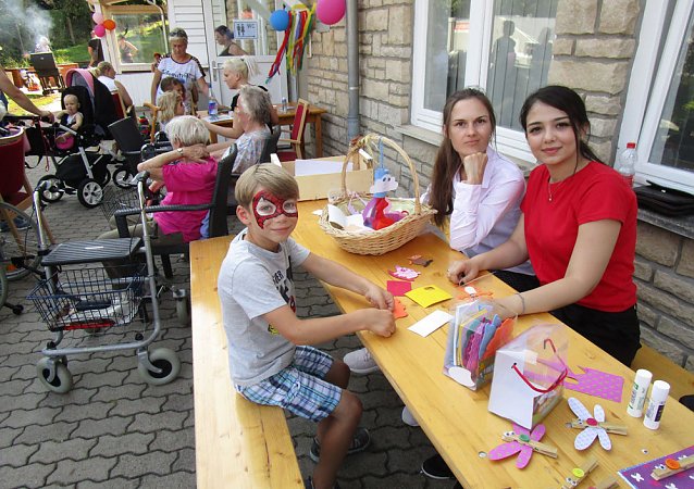 Bild: Parkplatzfest bei der AWO