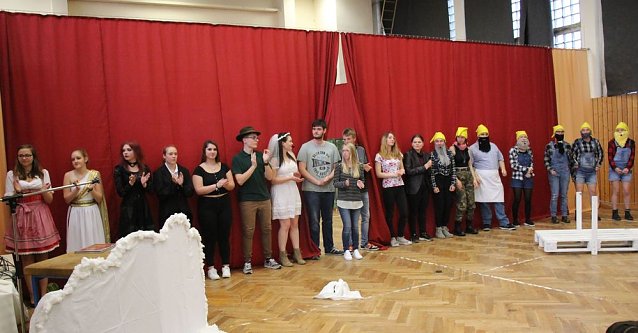 Bild: Wieder gro&szlig;artiges Kinderfest an der Fachschule