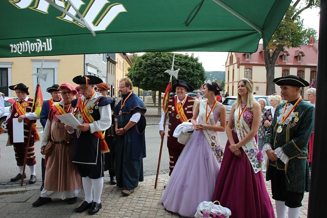 Bild: Hausm&auml;nner zogen durch die Kurstadt