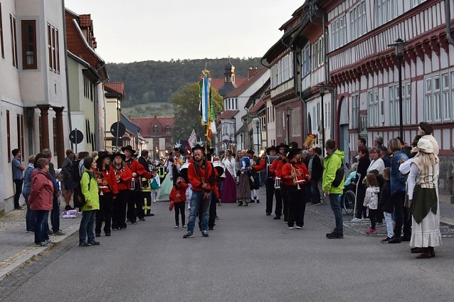 Bild: Bauernheer eroberte wieder Bad Frankenhausen
