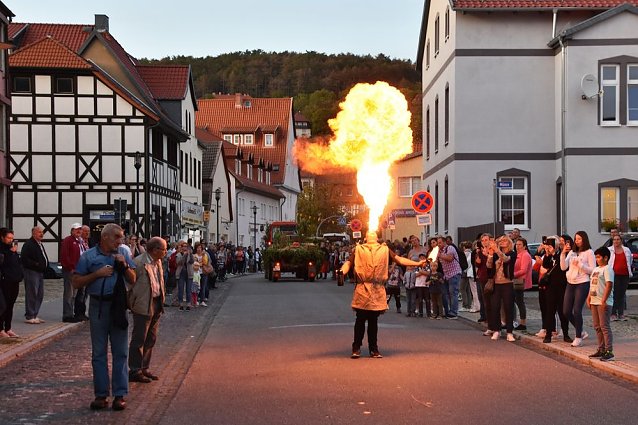 Bild: Bauernheer eroberte wieder Bad Frankenhausen