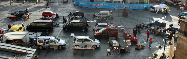 Bild: Antik Tr&ouml;delmarkt mit Gl&uuml;ck und Pech