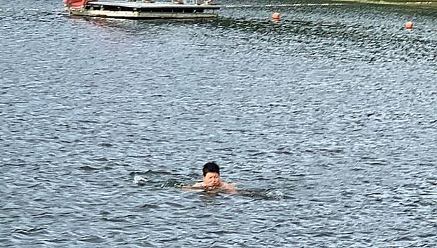 Bild: Letztes Abbaden am Bebraer Teich
