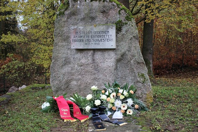 Bild: Gedenken an Pogromnacht und Volkstrauertag