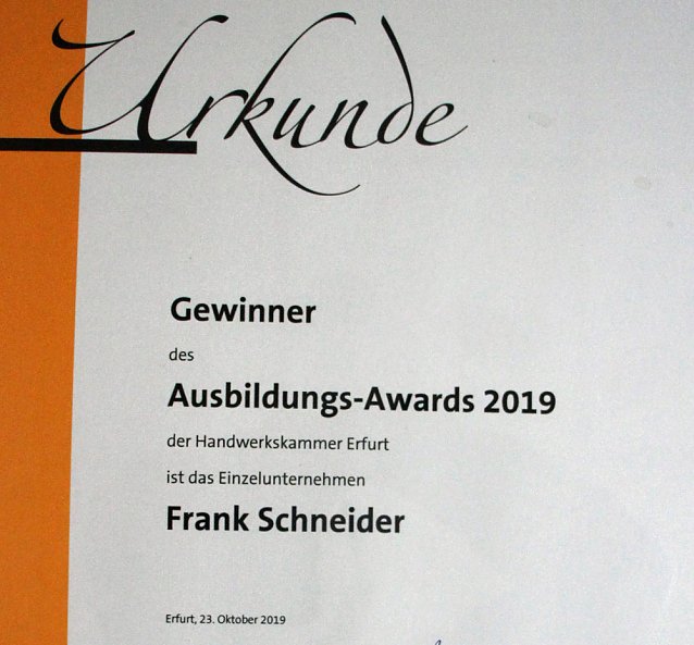 Bild: Ausbildungs-Award 2019 &uuml;bergeben
