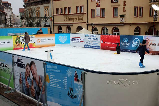 Bild: Dancing on Kunsteis