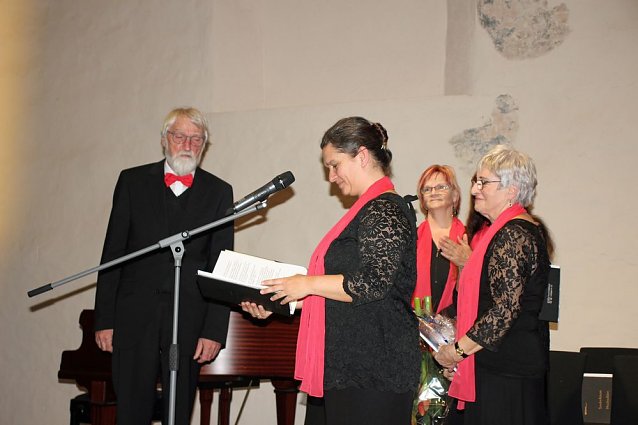 Bild: Madrigalisten verabschiedeten Professor Dr. Eckart Lange mit beeindruckendem Konzert