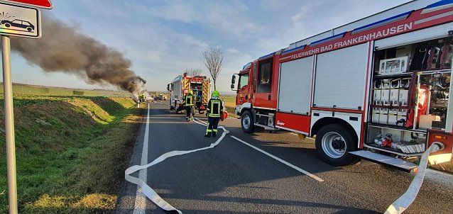 Bild: Fahrzeugbrand bei Bad Frankenhausen
