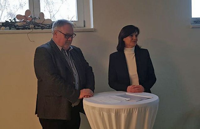 Bild: Senioren-WGs offiziell &uuml;bergeben