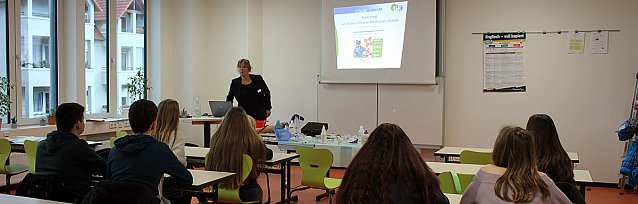 Bild: Heute Aktionstag Schule trifft Wirtschaft�