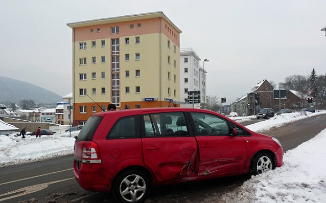 Bild: Unfall im Winter