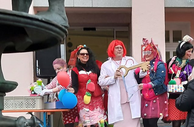 Bild: "Andere L&auml;nder - andere Sitten"