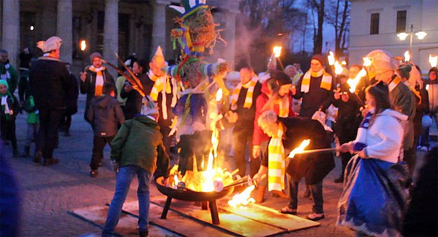 Bild: Nubbel den Flammen &uuml;bergeben