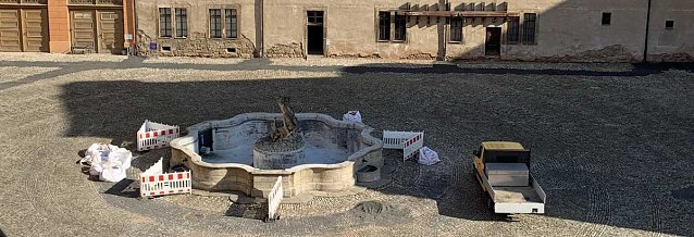 Bild: Im Hof von Schloss Sondershausen geht es voran