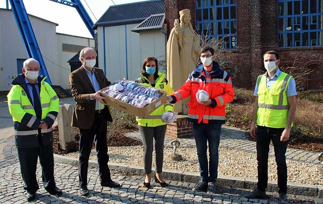 Bild: Spende der GSES: Mundschutzmasken f&uuml;r den KatSchutz