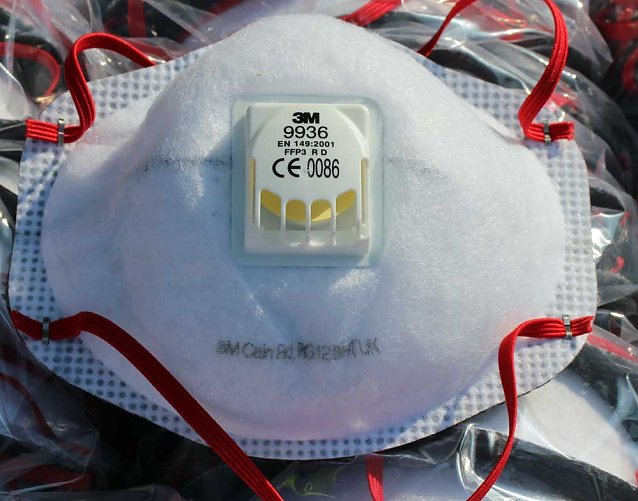 Bild: Spende der GSES: Mundschutzmasken f&uuml;r den KatSchutz