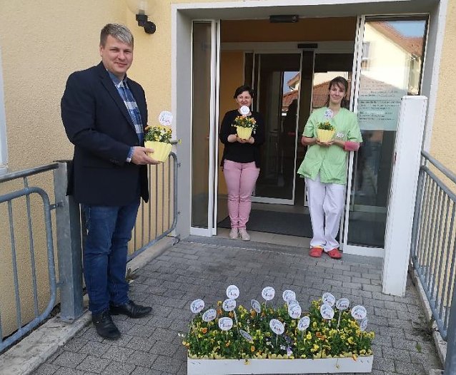 Bild: Ein Blumengru&szlig; zu Ostern!