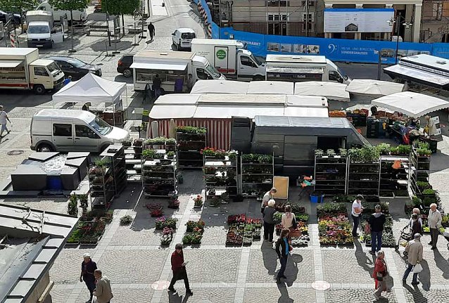 Bild: Wochenmarkt am Br&uuml;ckentag
