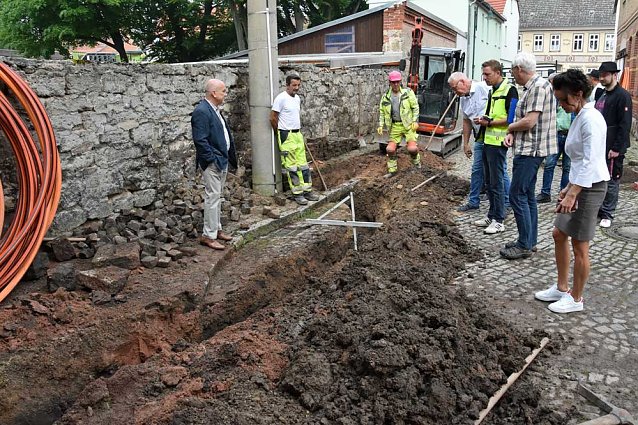 Bild: Zum Breitbandausbau in Greu&szlig;en
