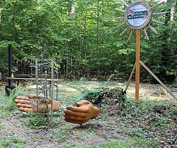 Bild: Mutter-Blutbuchen-Fest wird gefeiert