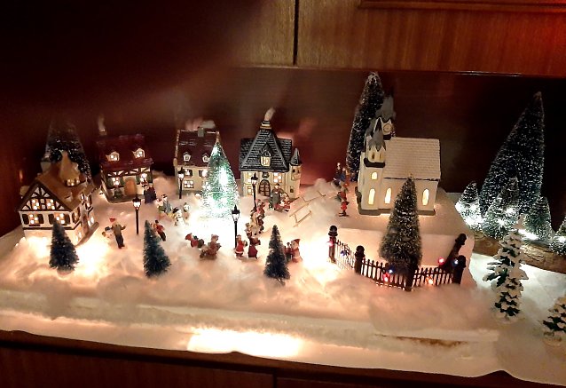 Bild: Winterliche Dorfidyll 