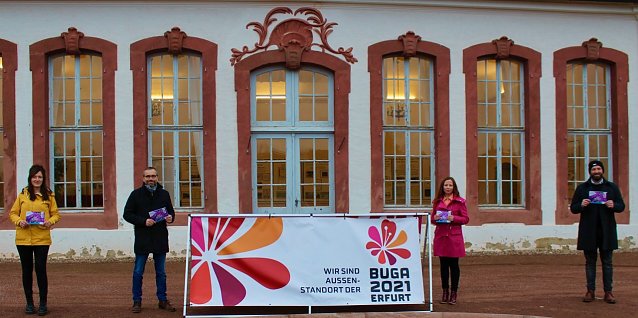 Bild: v.l. Julia Kliebe aus Ebeleben, Ortsteilb&uuml;rgermeister von Bendeleben Ren&eacute; Pfeiffer, Daniela Althaus vom F&ouml;rderverein Park Hohenrode Nordhausen, Marco Wohlenberg vom Tourismusverband S&uuml;dharz Kyffh&auml;user 