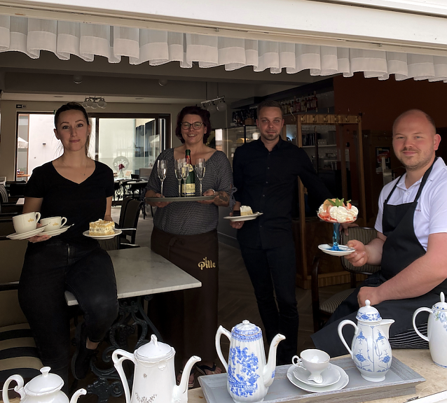 Bild: Auch das Team vom Caf&eacute; Pille in Sondershausen, dem &auml;ltesten Caf&eacute; in Th&uuml;ringen, darf jetzt auch wieder G&auml;ste im Innenbereich begr&uuml;&szlig;en (&Ouml;ffnungszeiten bis Sonntag ab 13 Uhr, ab n&auml;chster Woche Dienstag bis Samstag zu gewohnter Zeit von 9 bis 18 Uhr und Sonntag 13 bis 18 Uhr)