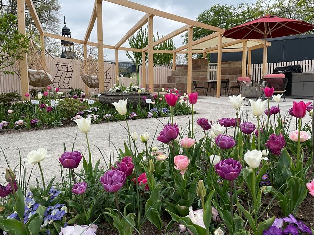 Bild: Themengarten der Firmen Lindenlaub GmbH und Au&szlig;engestaltung Vogt auf der Bundesgartenschau in Erfurt 