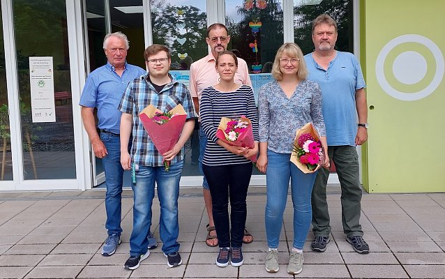 Bild: Der neue Vorstand der Arterner Kampfkunstschule 