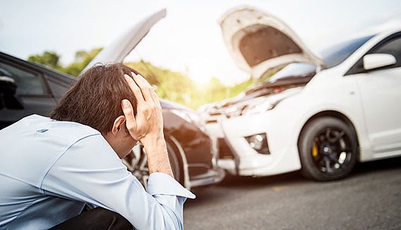 Bild: Was tun bei einem Unfall?