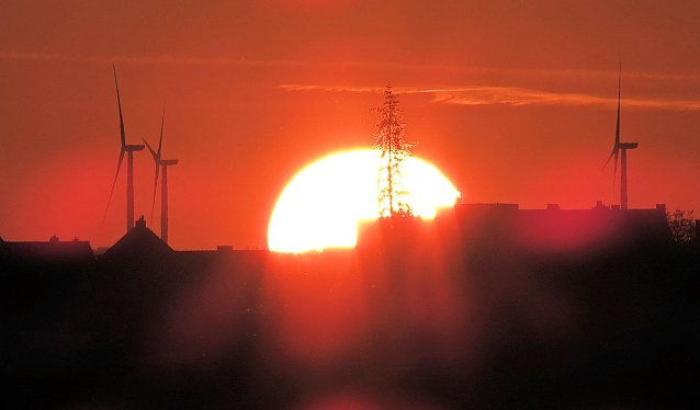 Bild: Sonnenuntergang in der Nordh&auml;user Windl&uuml;cke