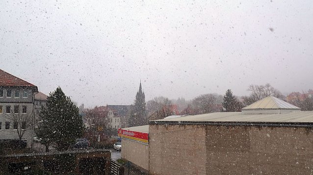 Bild: Kurzzeitiger Schneefall  in den Morgenstunden